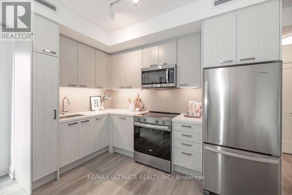 1008 - 20 Soudan Avenue Property Photo 9