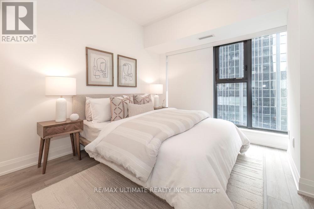 1008 - 20 Soudan Avenue Property Photo 17