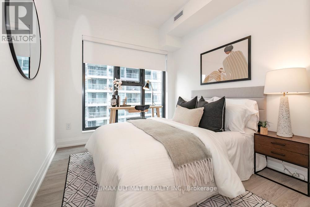 1008 - 20 Soudan Avenue Property Photo 23