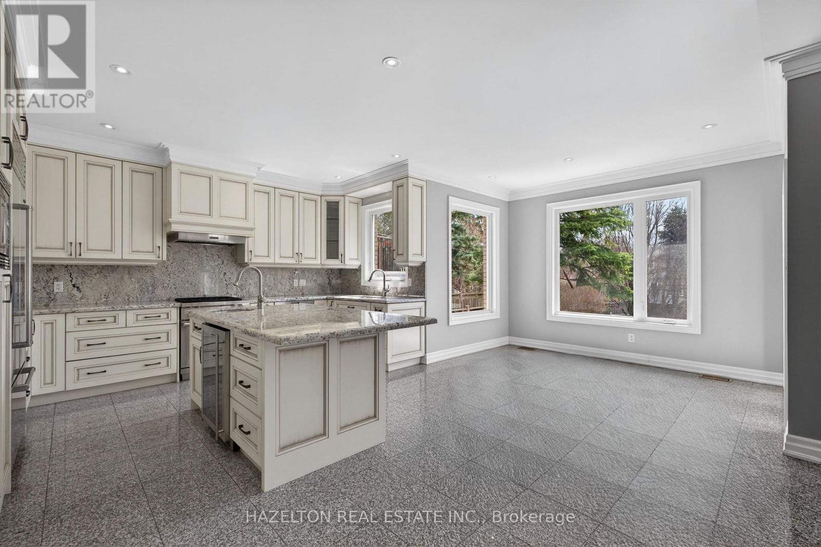 173 Holmes Avenue Property Photo 10