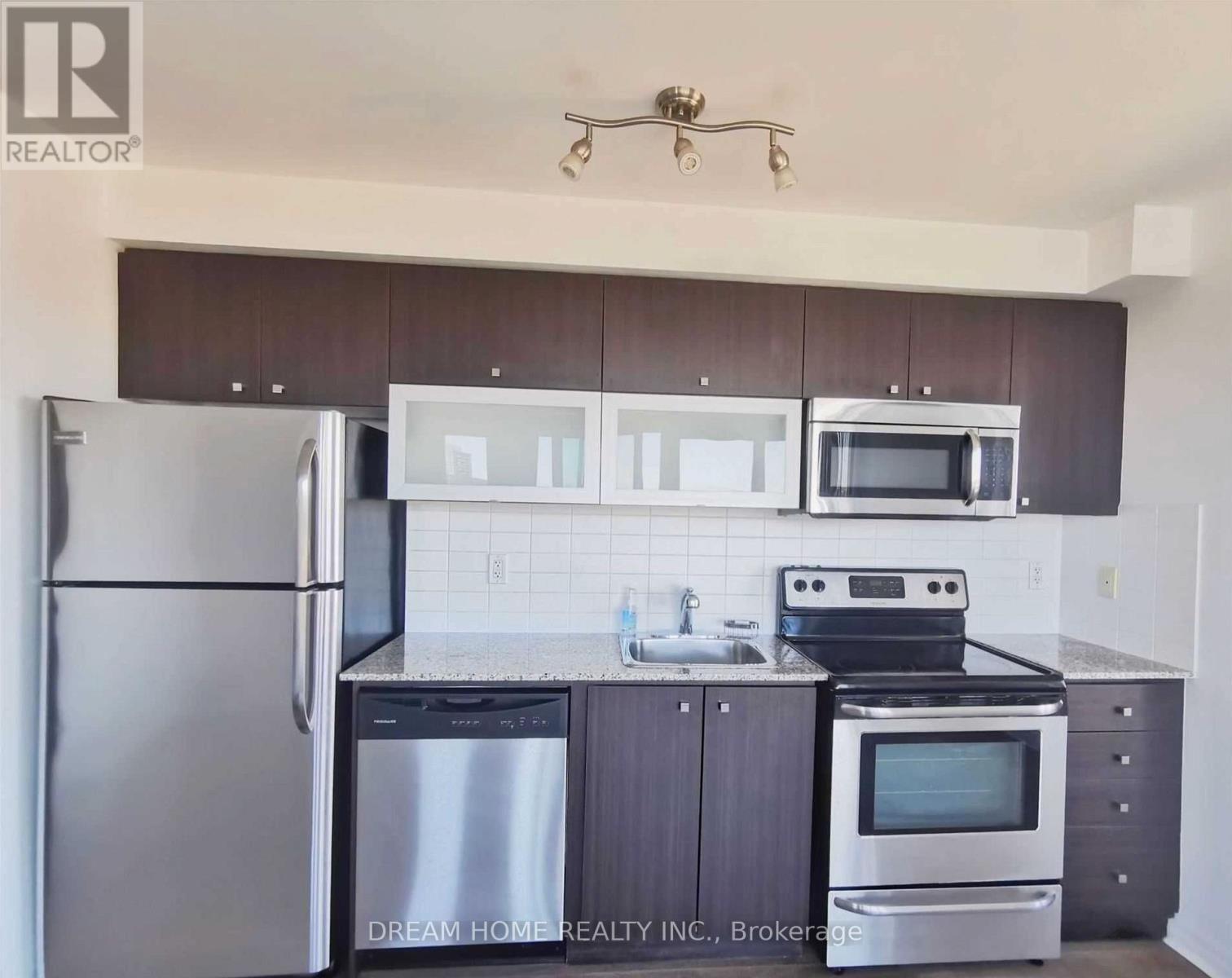 C13865108 Property Photo 2