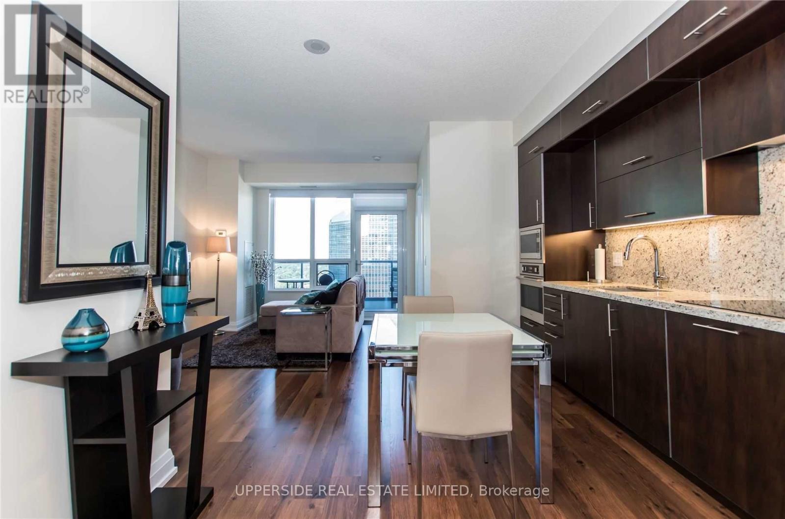 1919 - 5 Sheppard Avenue E Property Photo 2