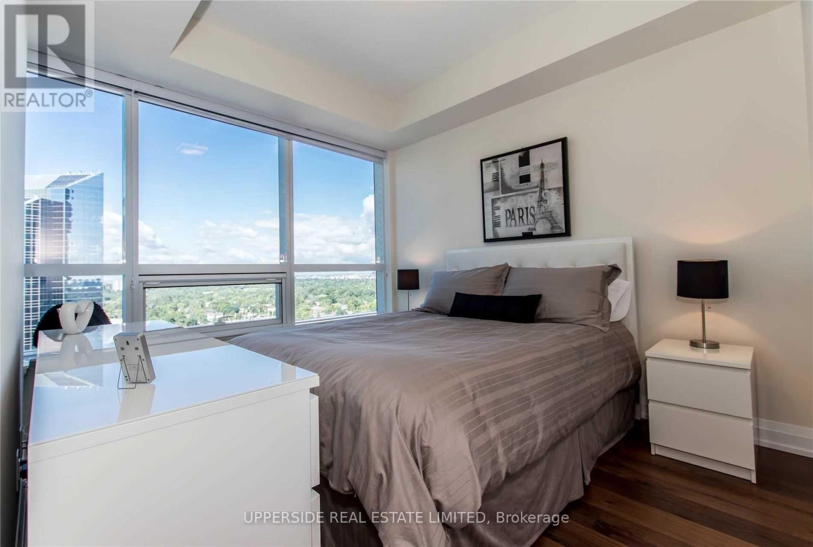 1919 - 5 Sheppard Avenue E Property Photo 4