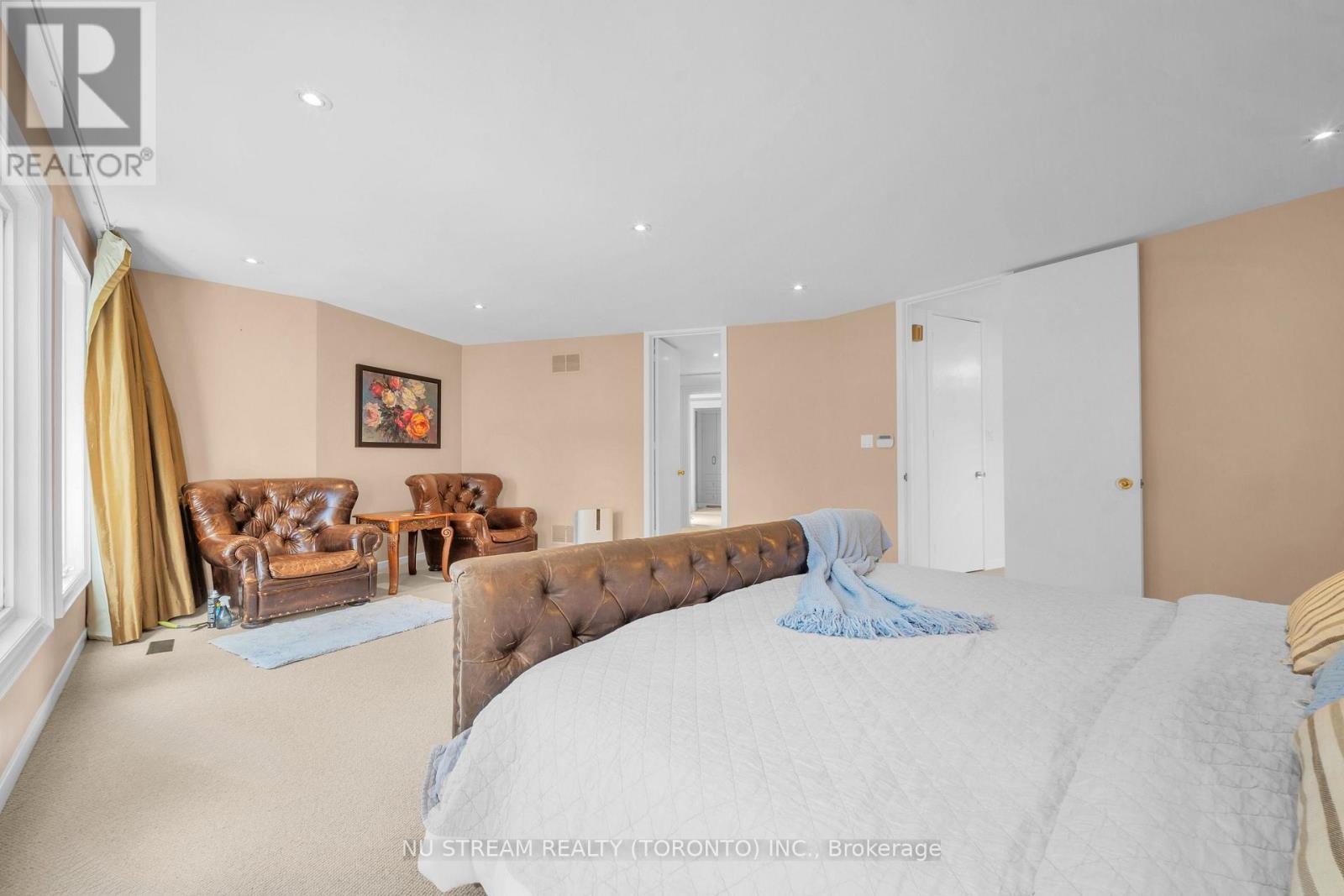 35 Penwood Crescent Property Photo 25