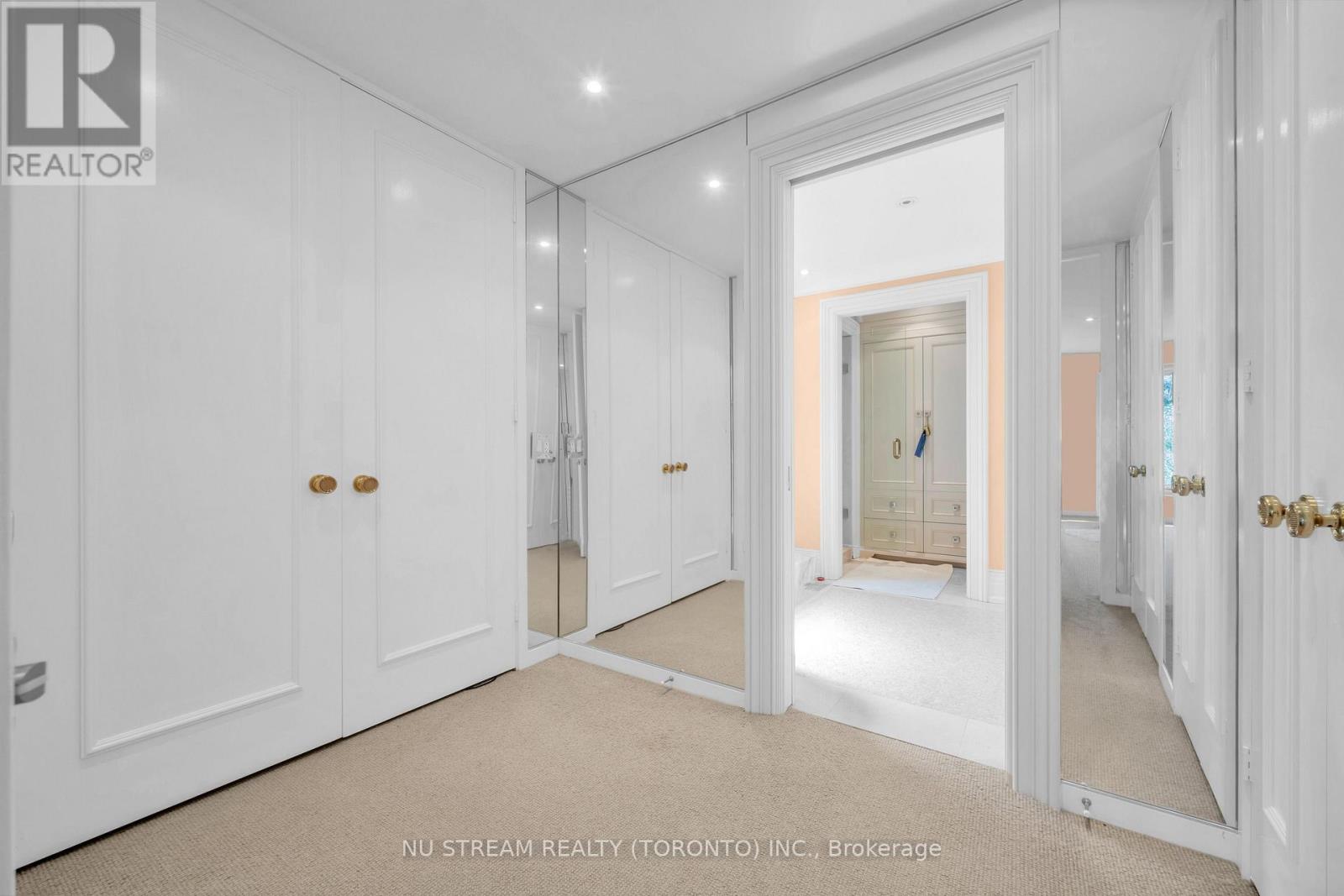 35 Penwood Crescent Property Photo 27