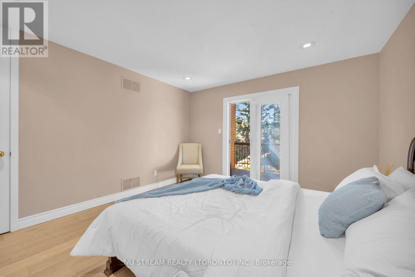 35 Penwood Crescent Property Photo 35