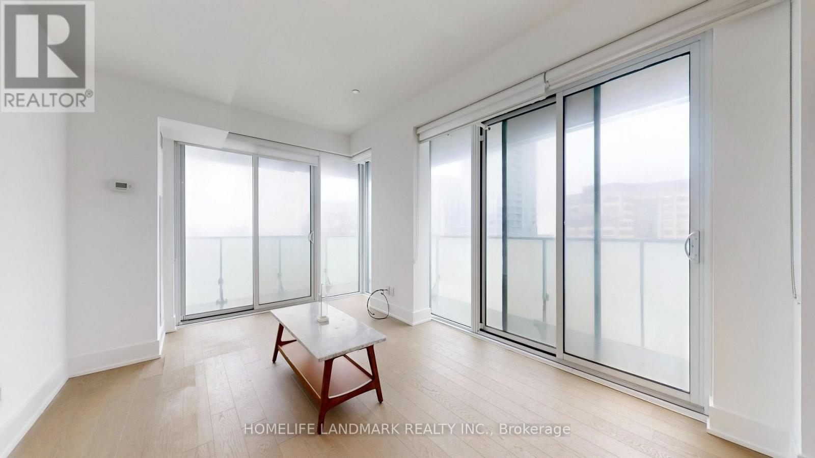 2305 - 200 Bloor Street W Property Photo 8