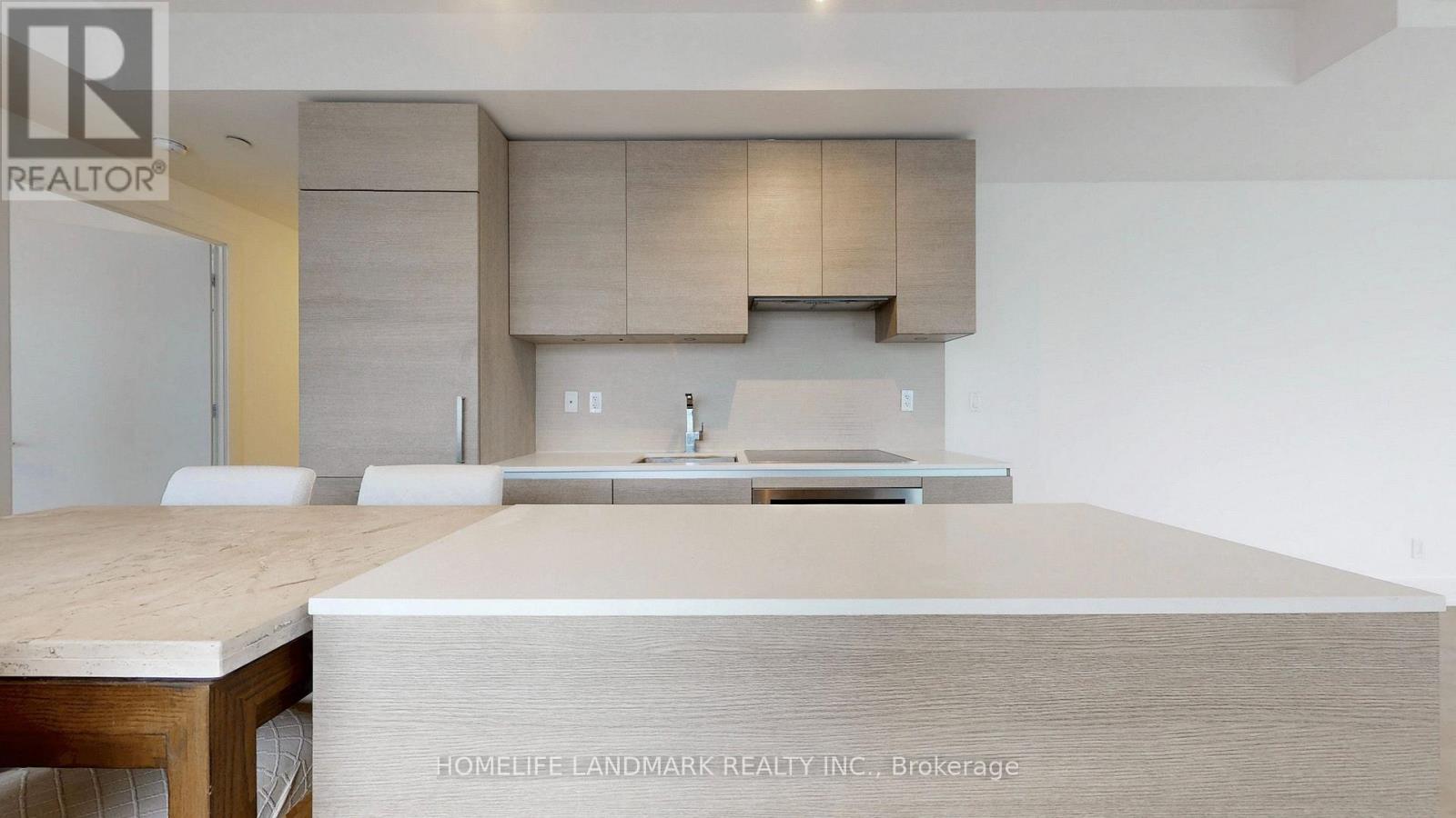 2305 - 200 Bloor Street W Property Photo 15