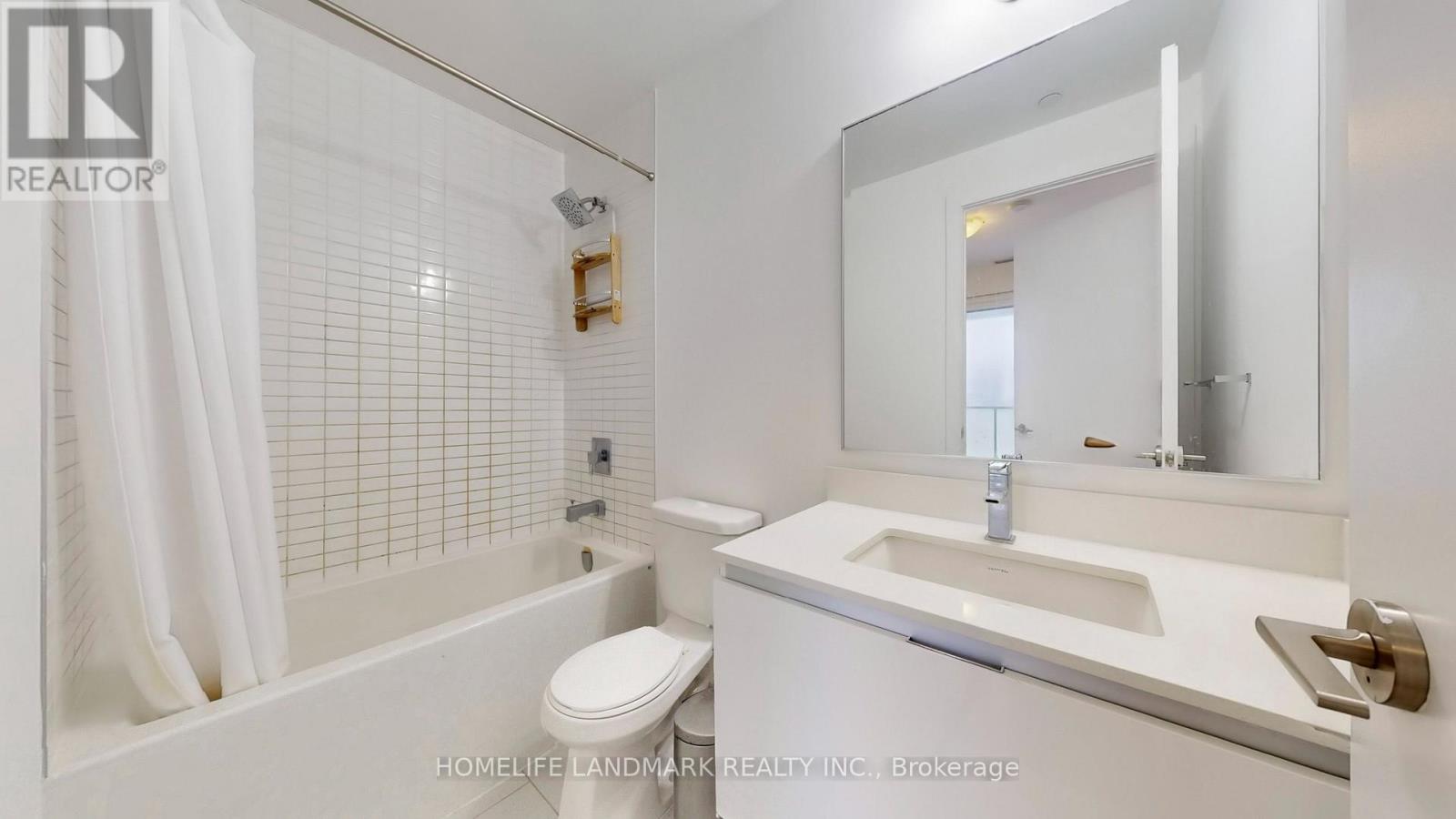 2305 - 200 Bloor Street W Property Photo 22