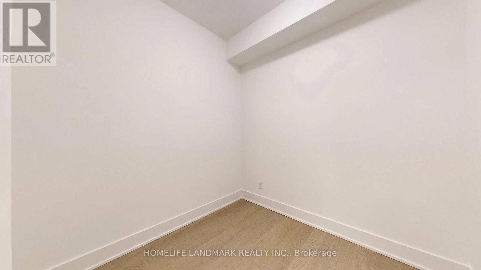 2305 - 200 Bloor Street W Property Photo 23