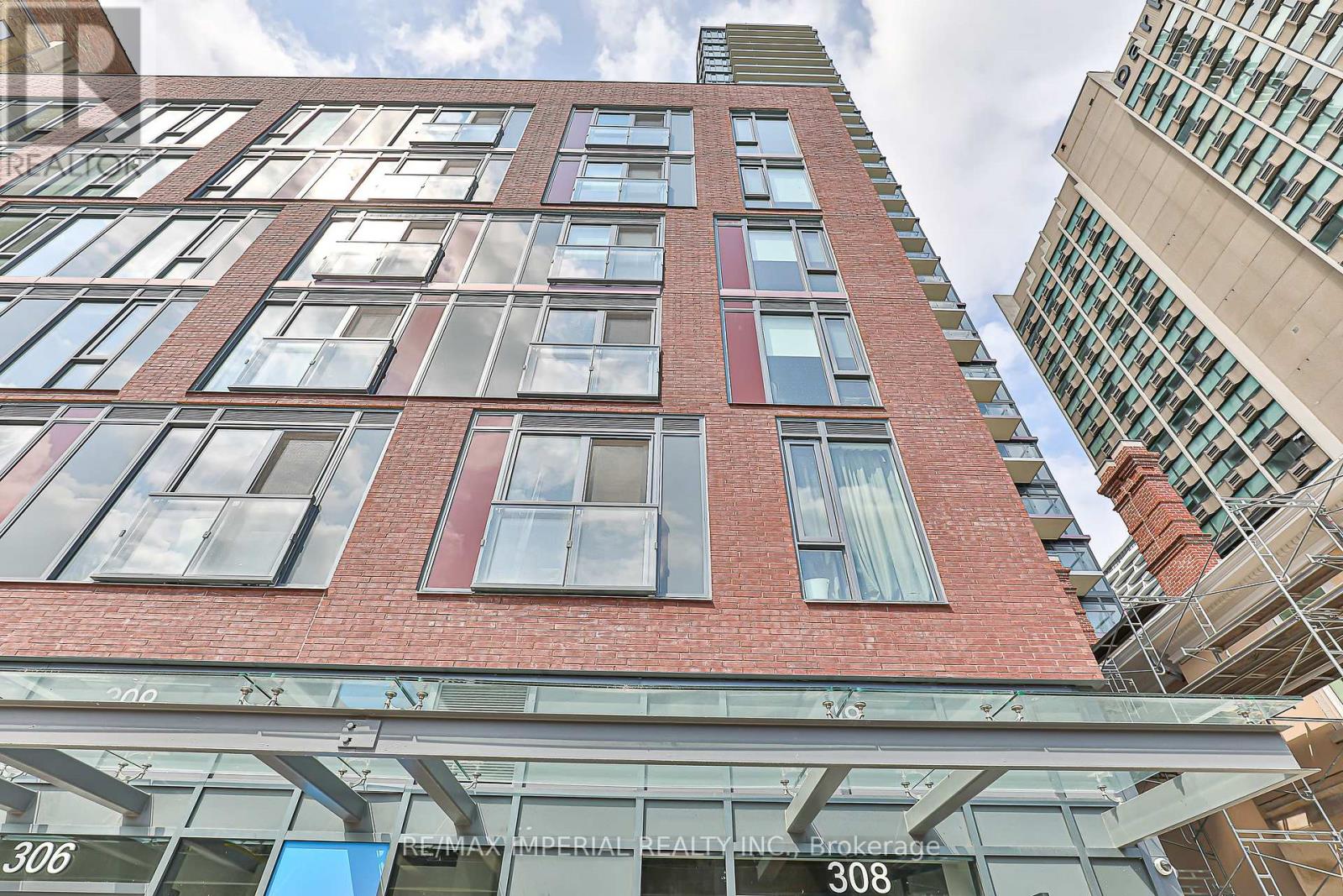 305 - 308 Jarvis Street Property Photo 2
