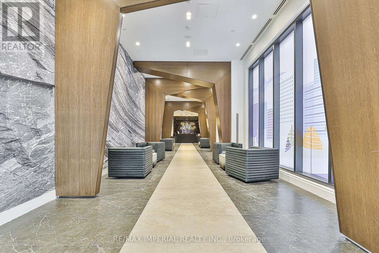 305 - 308 Jarvis Street Property Photo 4