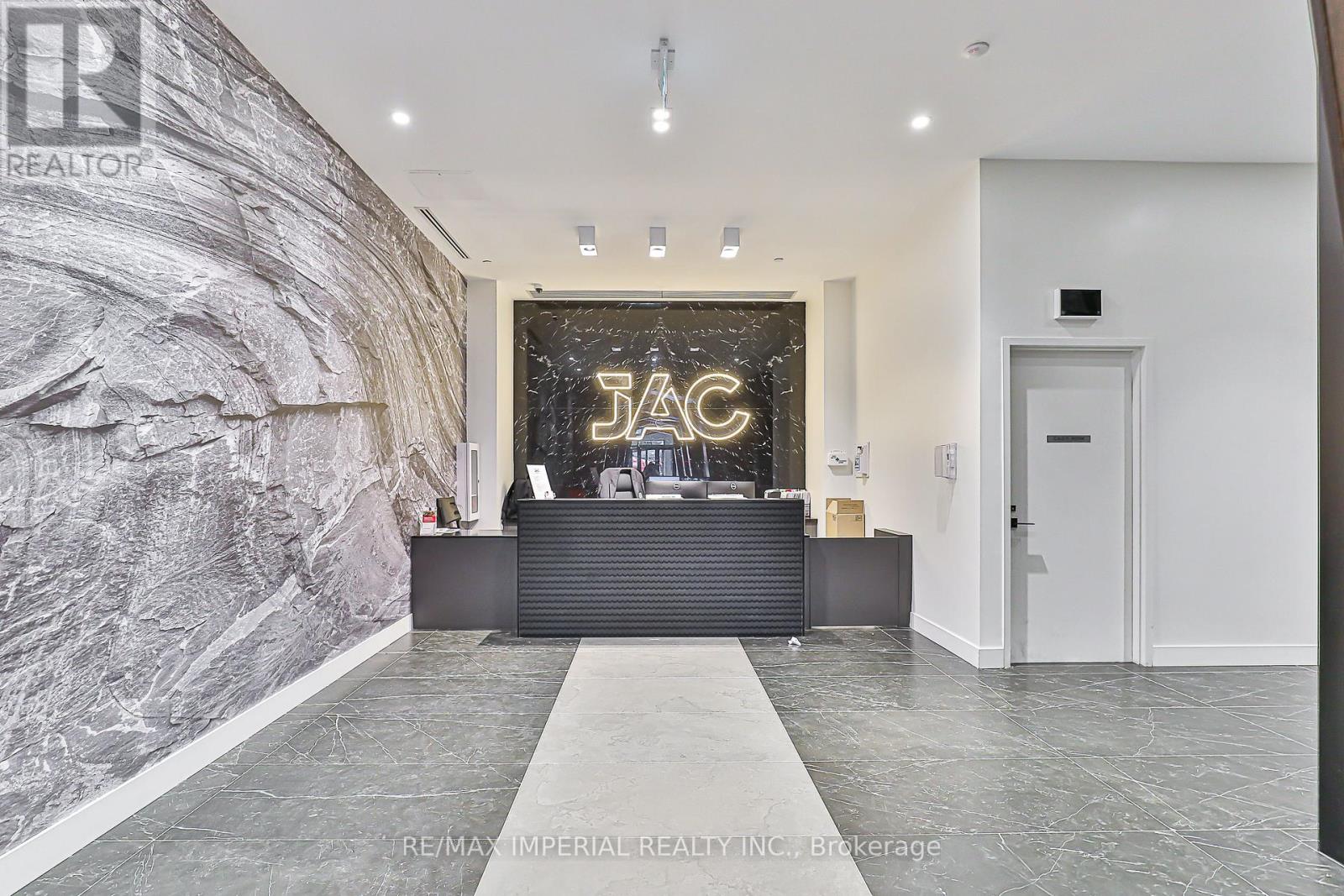 305 - 308 Jarvis Street Property Photo 5
