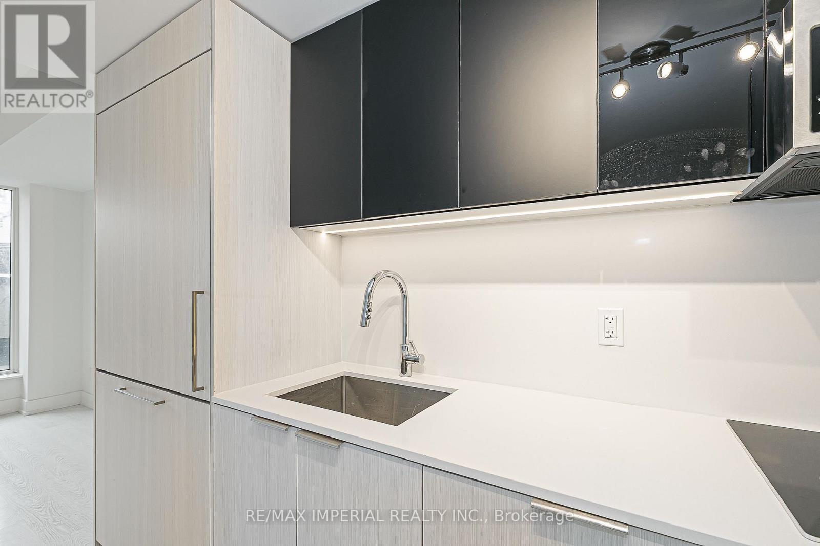 305 - 308 Jarvis Street Property Photo 13