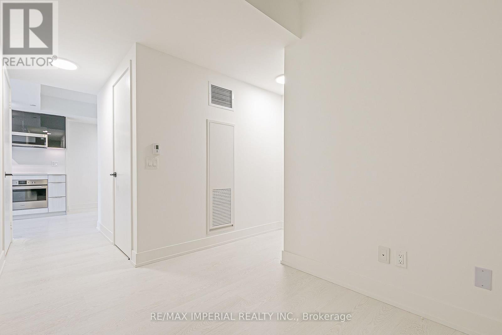 305 - 308 Jarvis Street Property Photo 24
