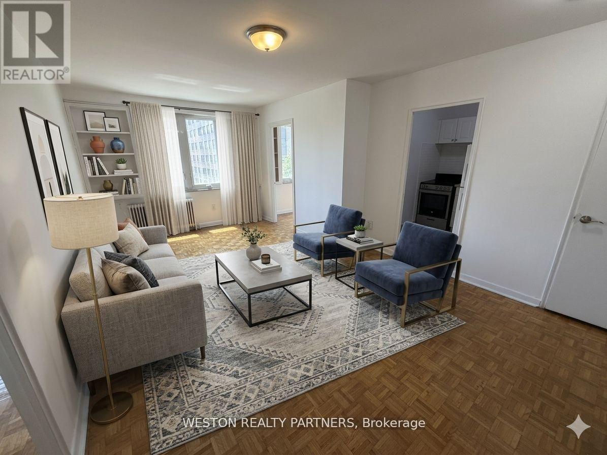709 - 88 Wellesley Street E Property Photo 2