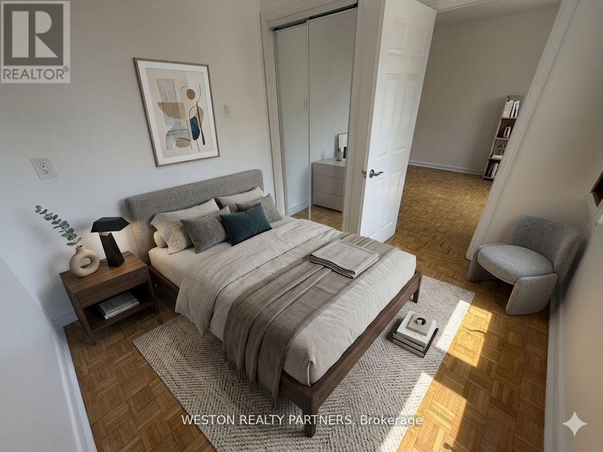 709 - 88 Wellesley Street E Property Photo 3