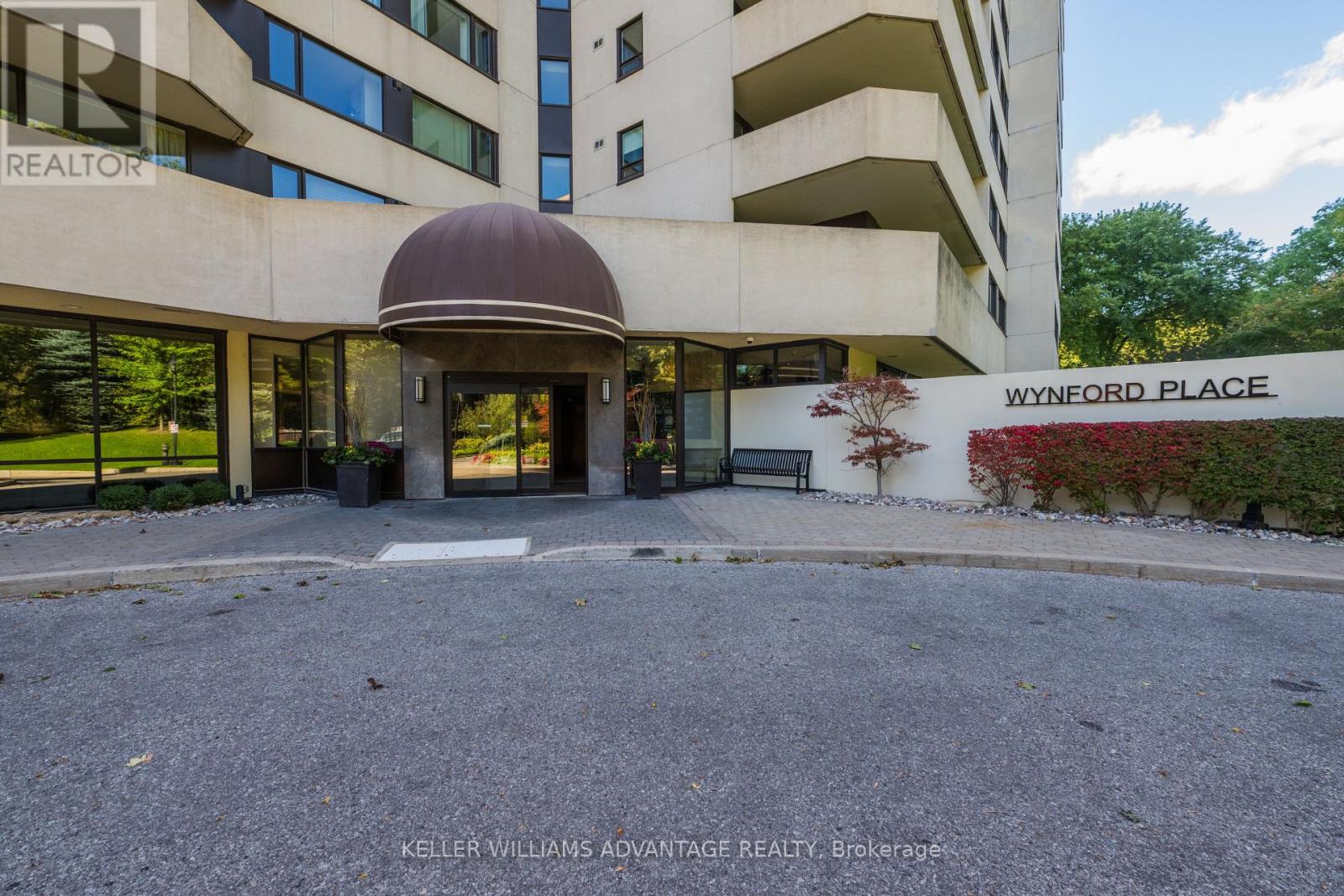 302 - 75 Wynford Hts Crescent Property Photo 3