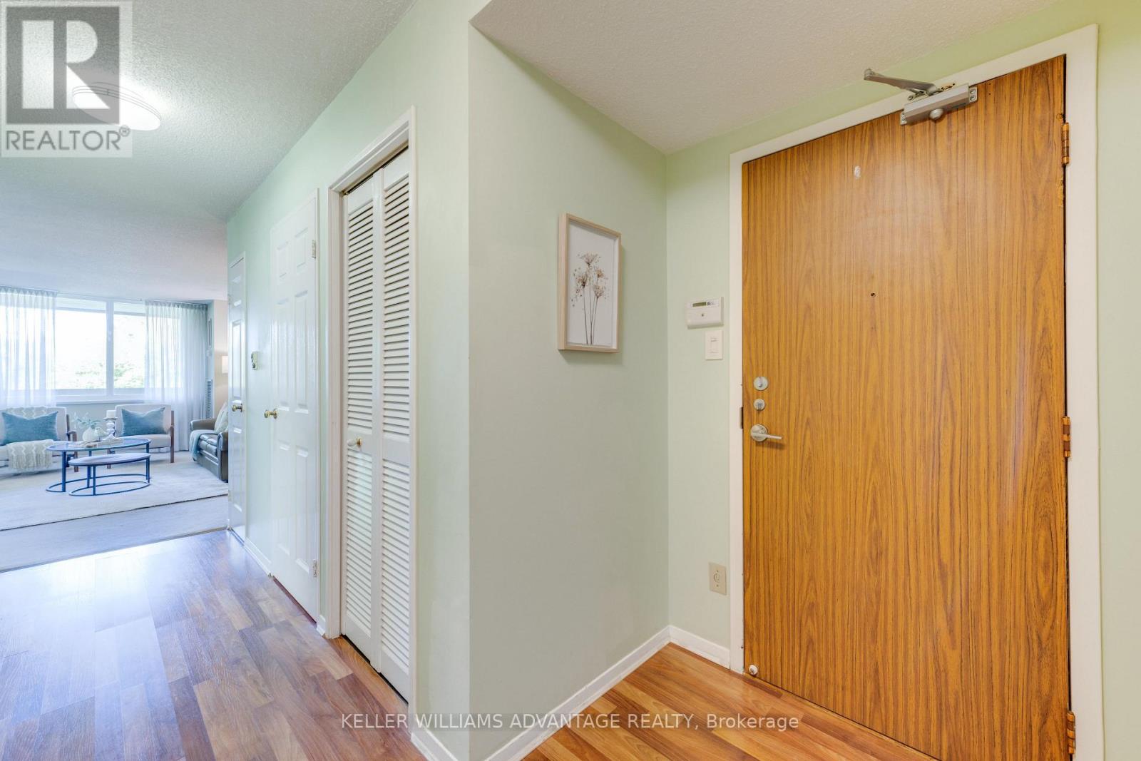 302 - 75 Wynford Hts Crescent Property Photo 4