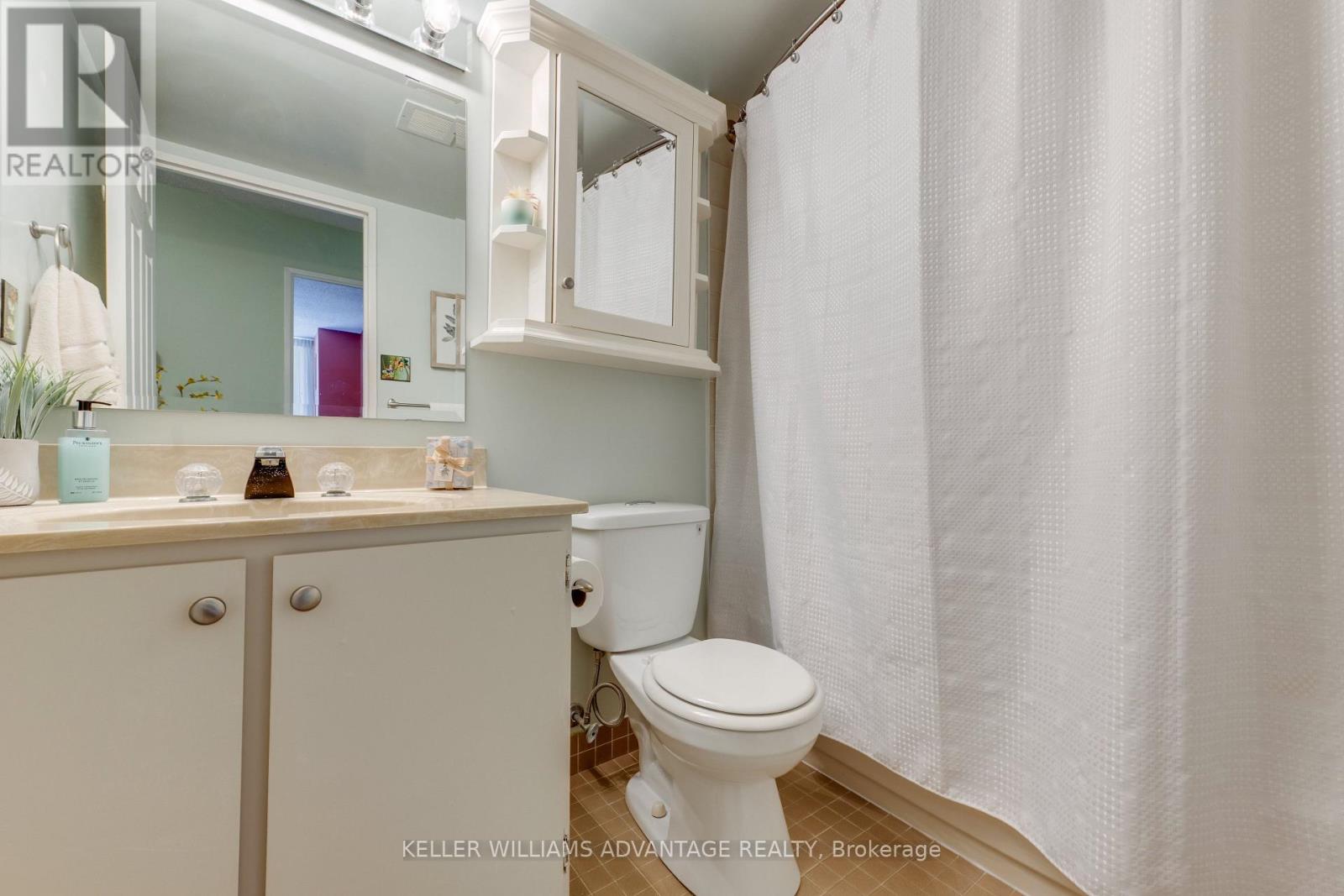 302 - 75 Wynford Hts Crescent Property Photo 17