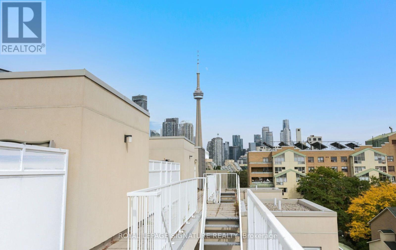 555 - 36 Stadium Road Property Photo 30