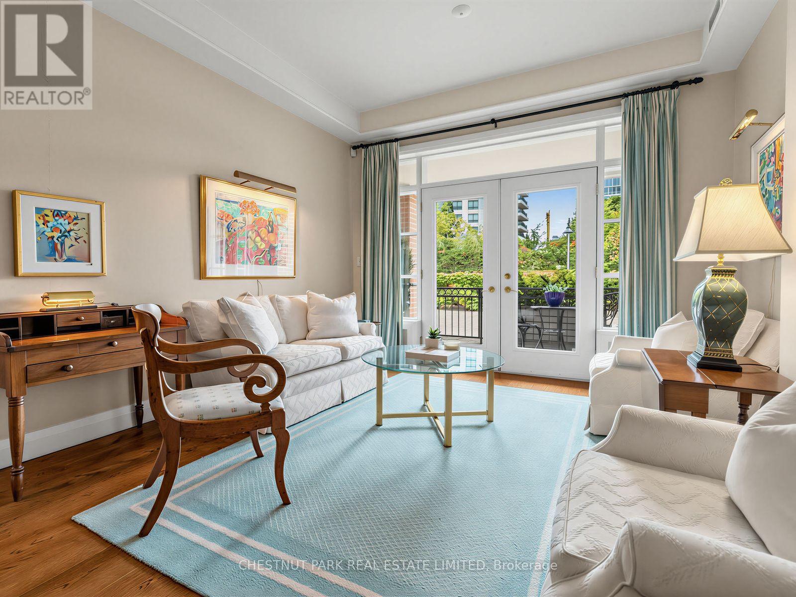 104 - 21 Shaftesbury Avenue Property Photo 1