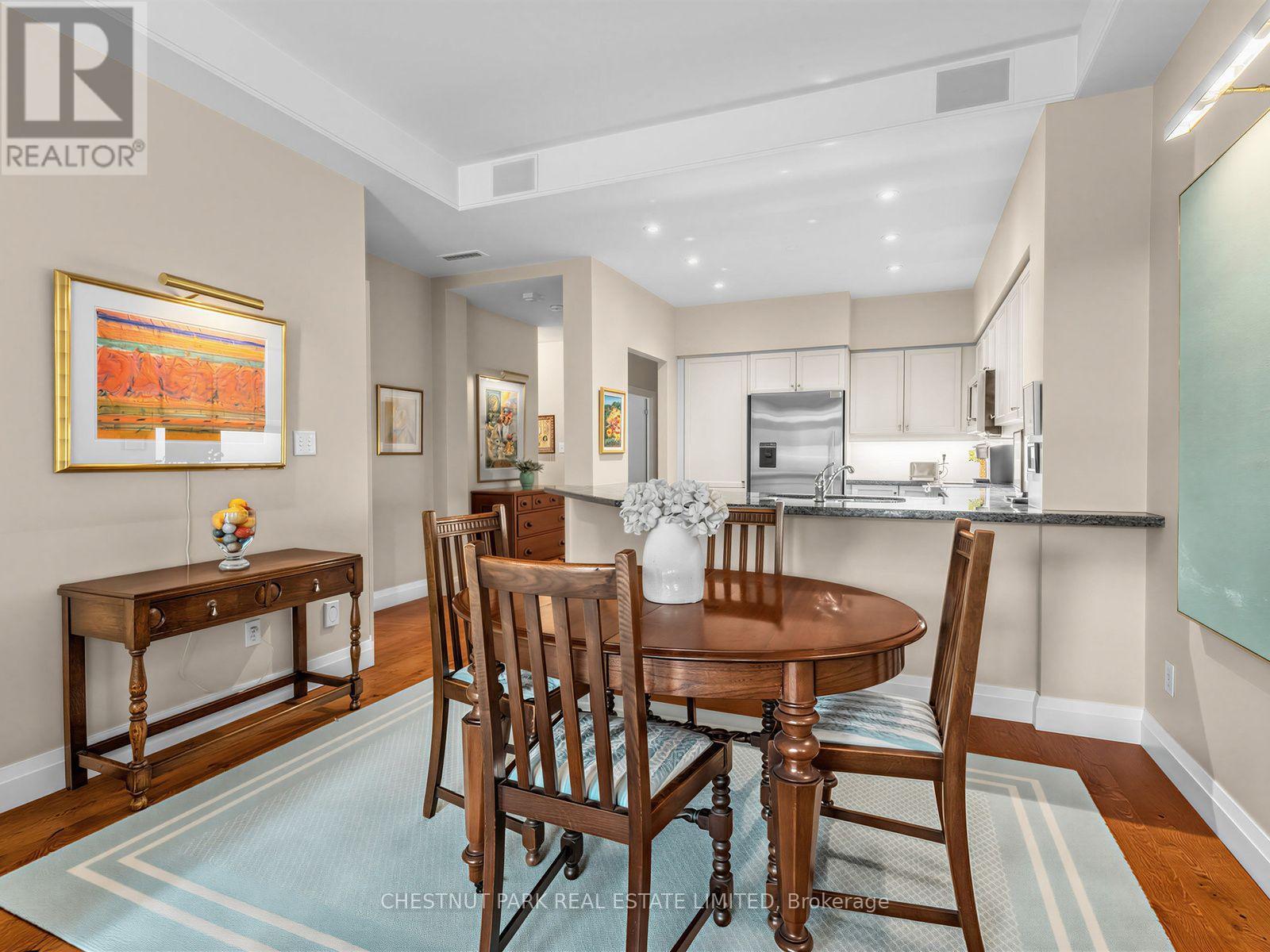 104 - 21 Shaftesbury Avenue Property Photo 12