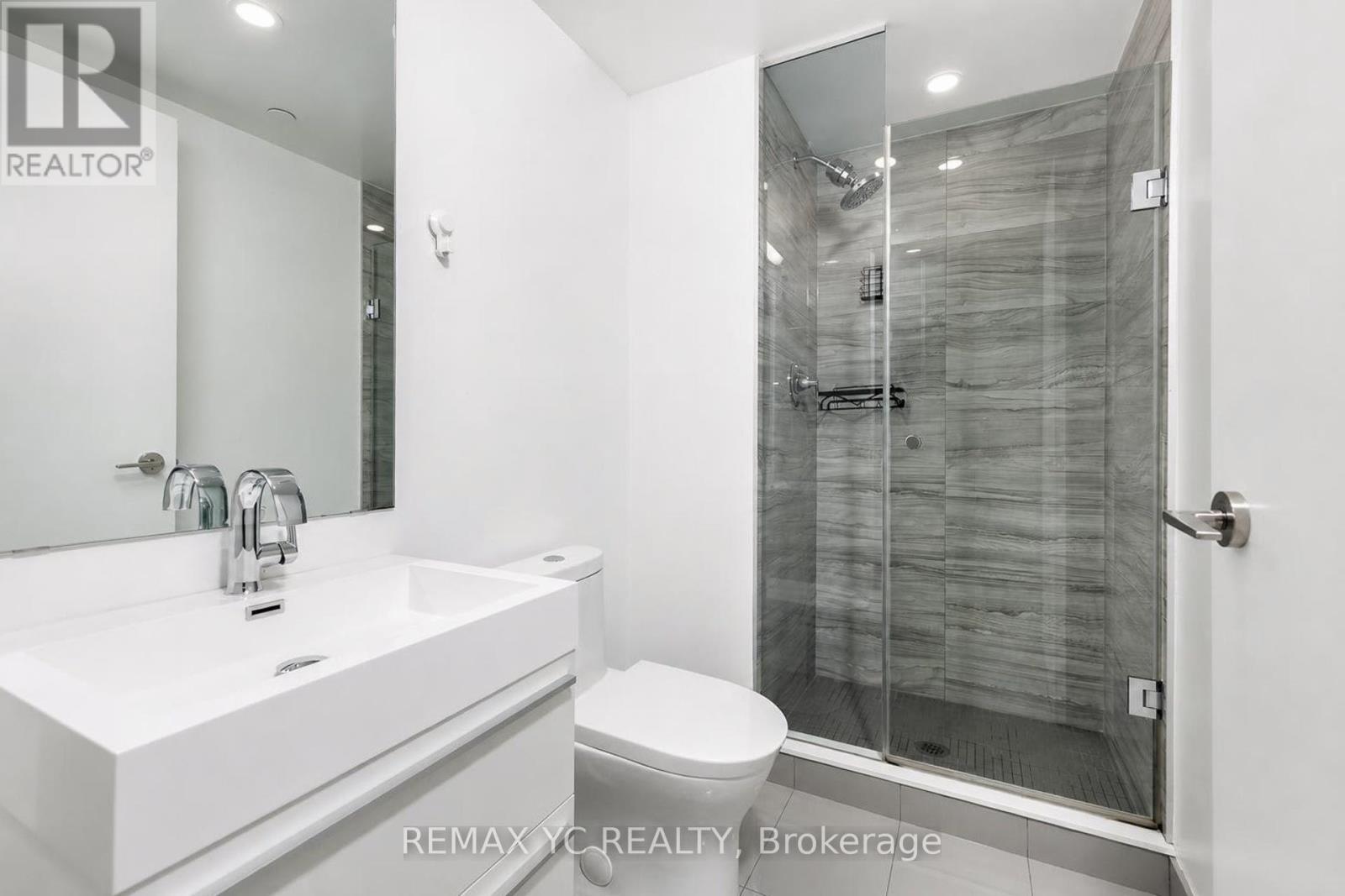 3708 - 39 Roehampton Avenue Property Photo 23