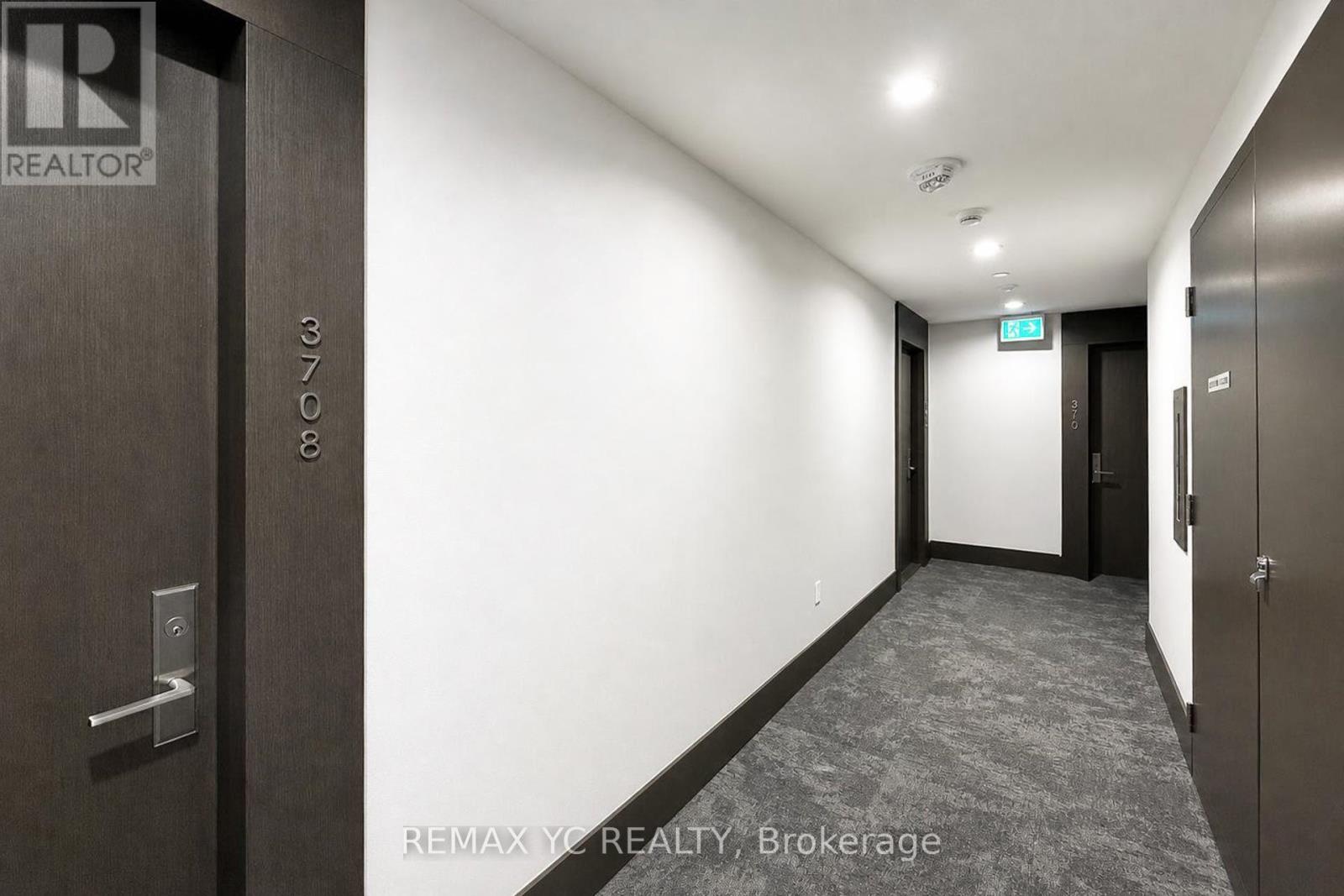3708 - 39 Roehampton Avenue Property Photo 38
