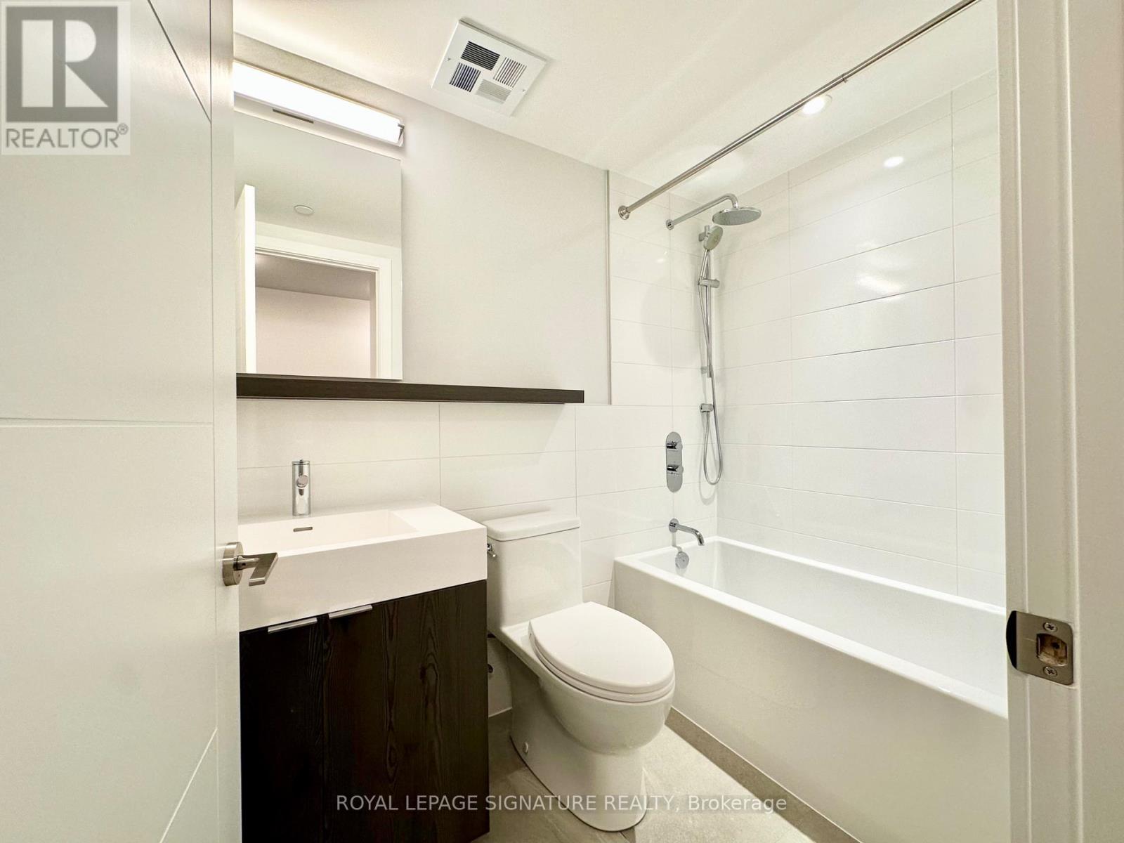 604 - 664 Spadina Avenue Property Photo 5
