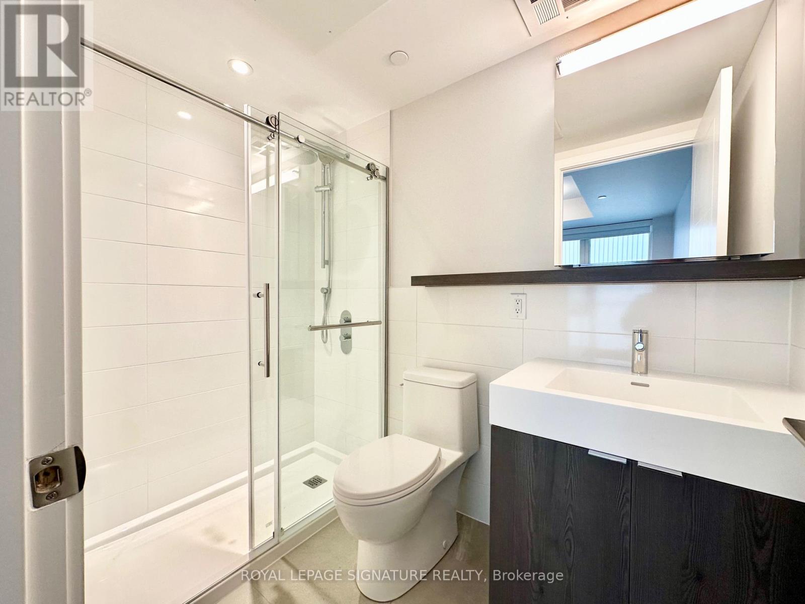 604 - 664 Spadina Avenue Property Photo 9