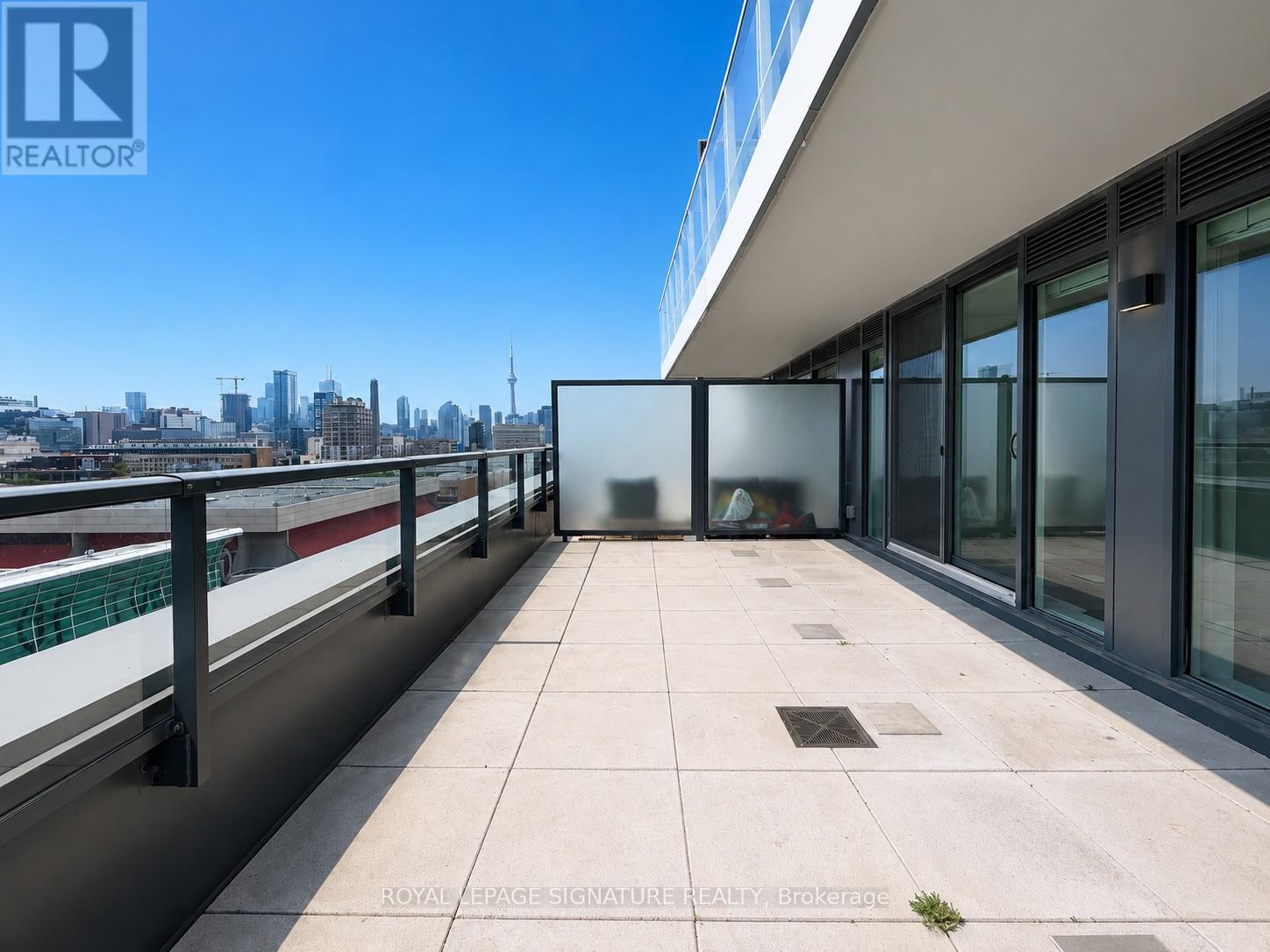 1005 - 664 Spadina Avenue Property Photo 6
