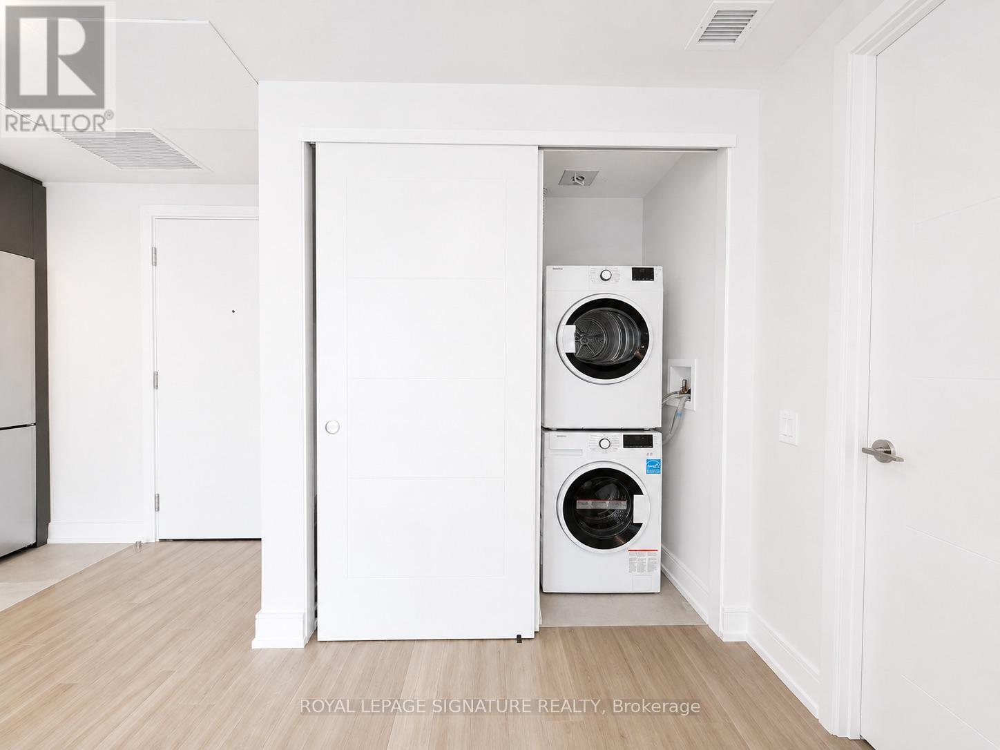 1005 - 664 Spadina Avenue Property Photo 11