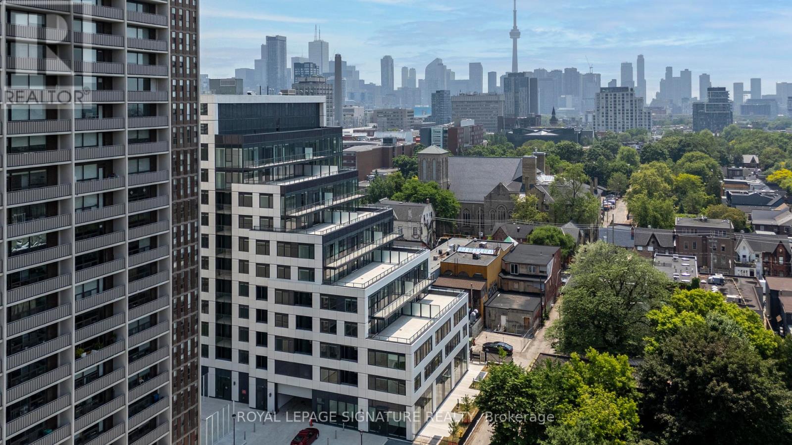 1005 - 664 Spadina Avenue Property Photo 17