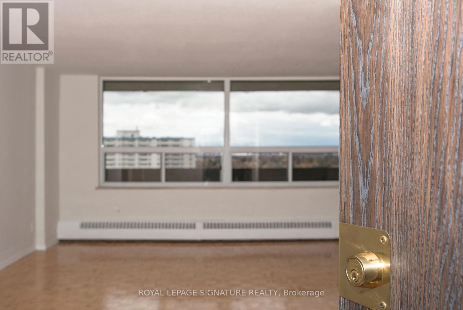 511 - 6200 Bathurst Street Property Photo 6