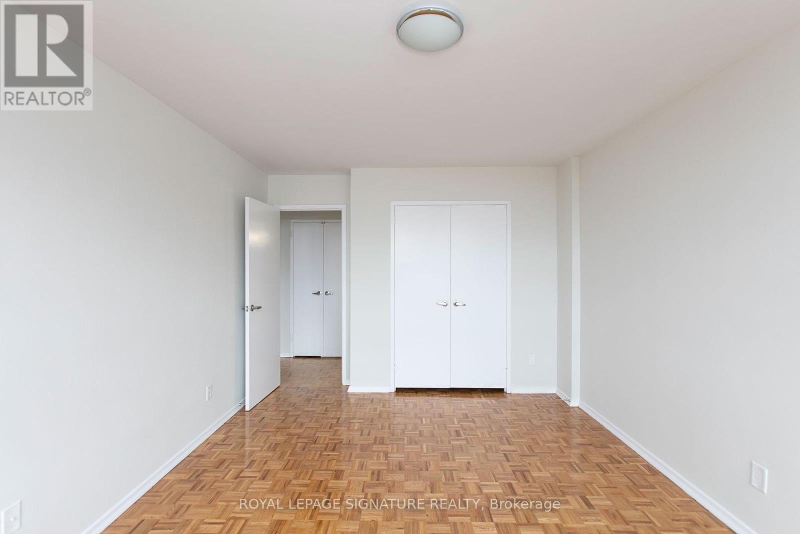 511 - 6200 Bathurst Street Property Photo 8