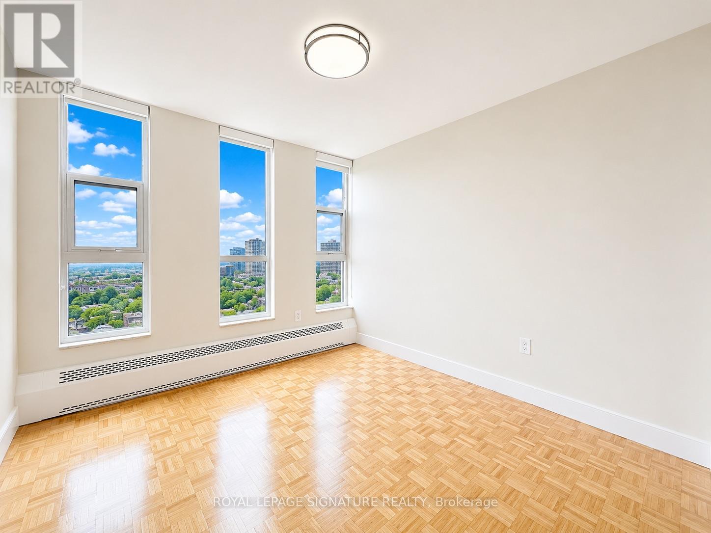 410 - 666 Spadina Avenue Property Photo 5