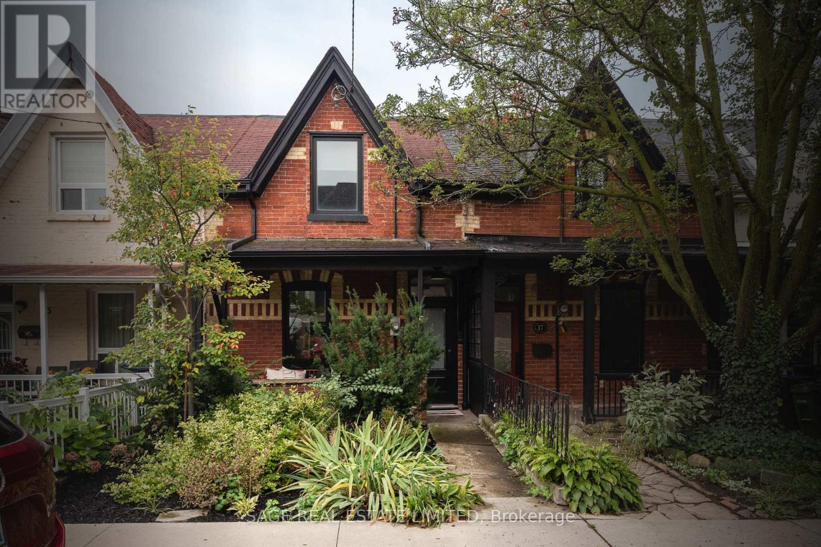 15 Crocker Avenue Property Photo 1