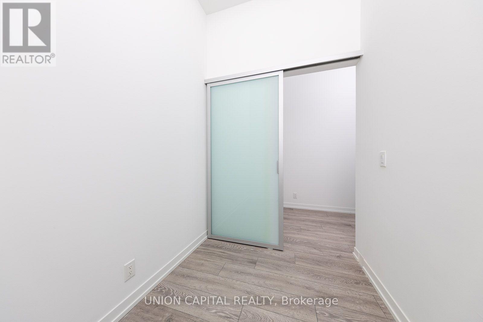 222 - 2020 Bathurst Street Property Photo 11