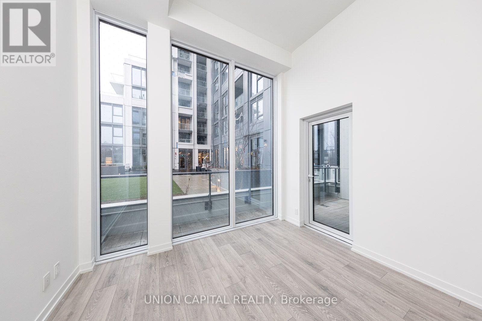 222 - 2020 Bathurst Street Property Photo 12