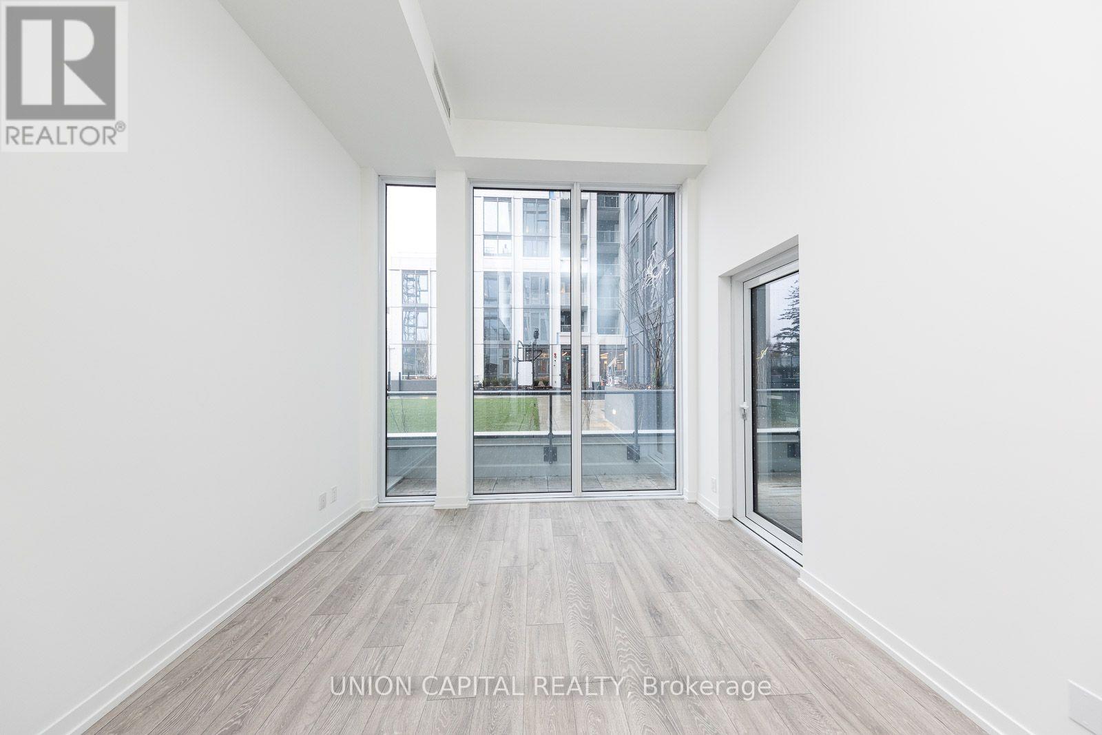 222 - 2020 Bathurst Street Property Photo 18
