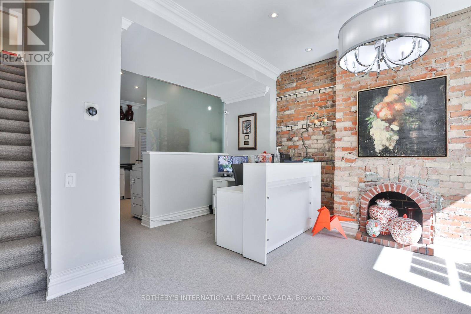 192 Davenport Road Property Photo 2