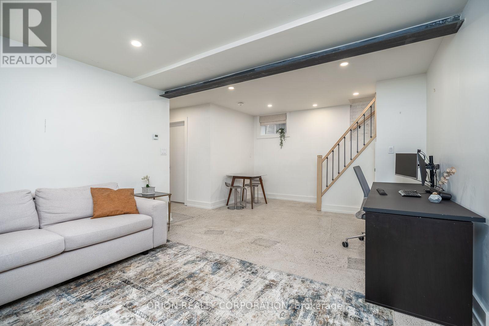 185 Glenholme Avenue Property Photo 40