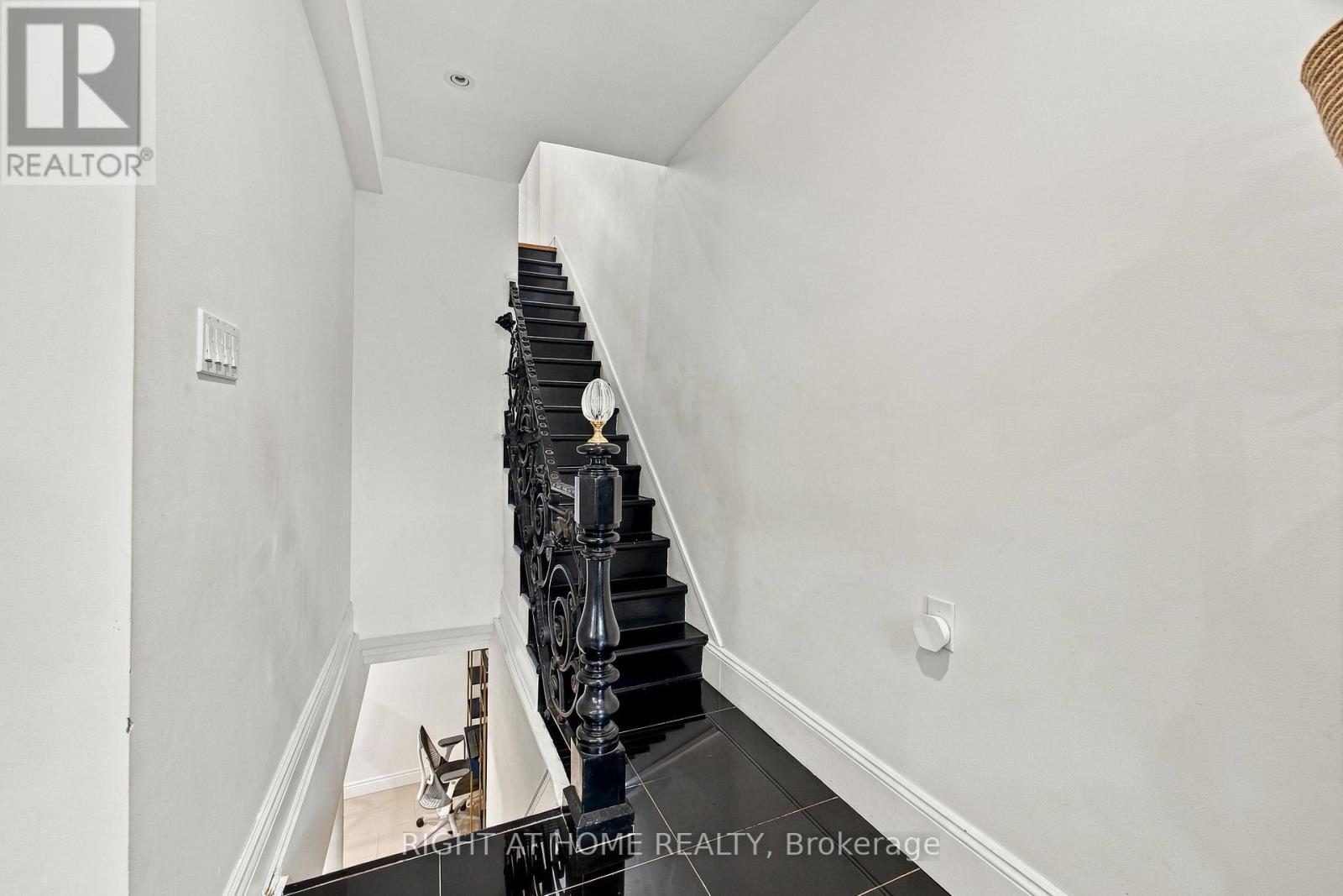 23 New Street Property Photo 11