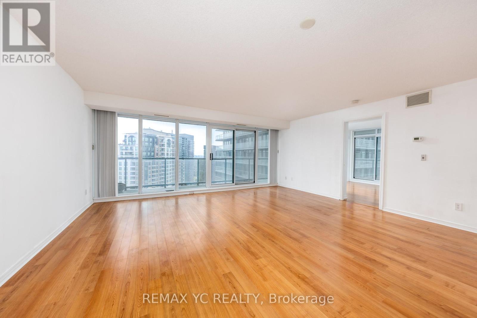 2410 - 5500 Yonge Street Property Photo 8