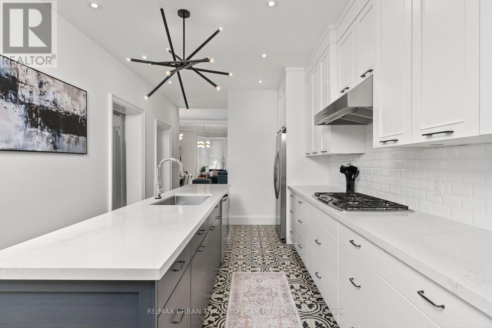 18 Draper Street Property Photo 12