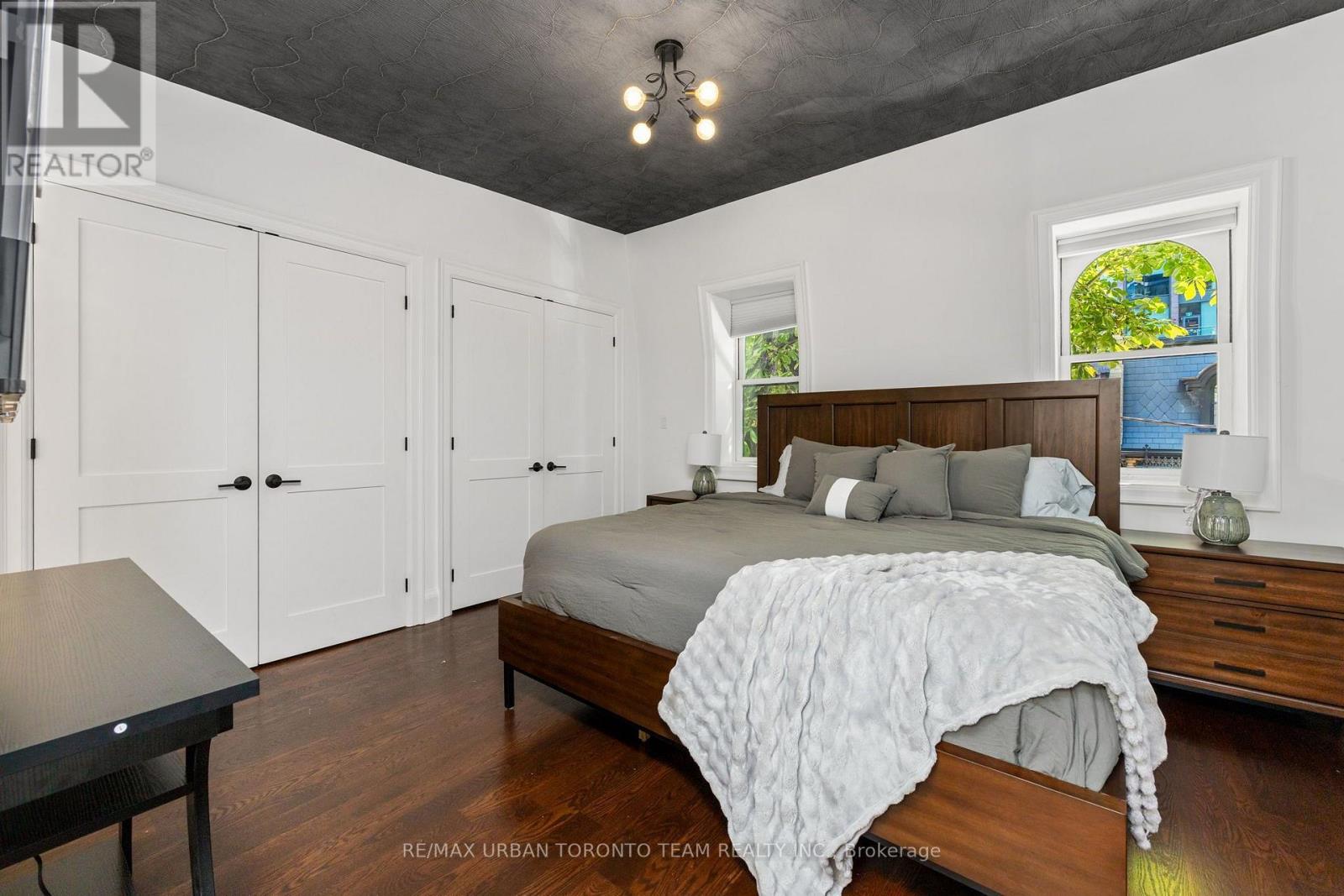 18 Draper Street Property Photo 18