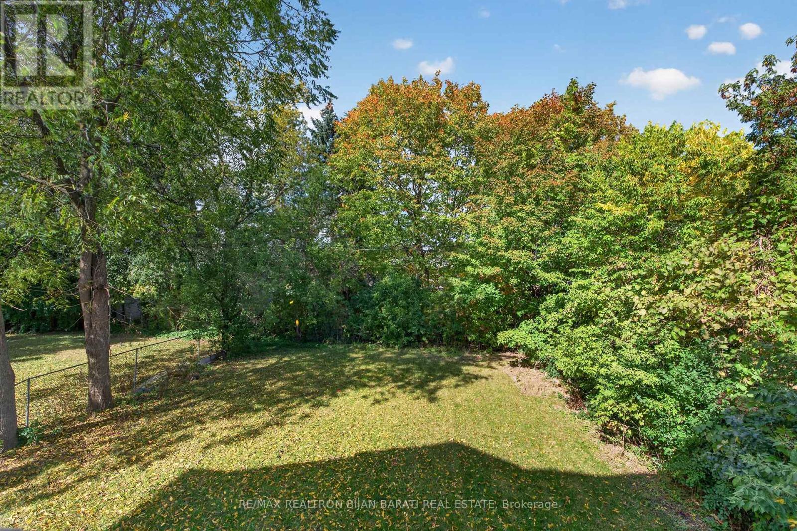 130 Pemberton Avenue Property Photo 39