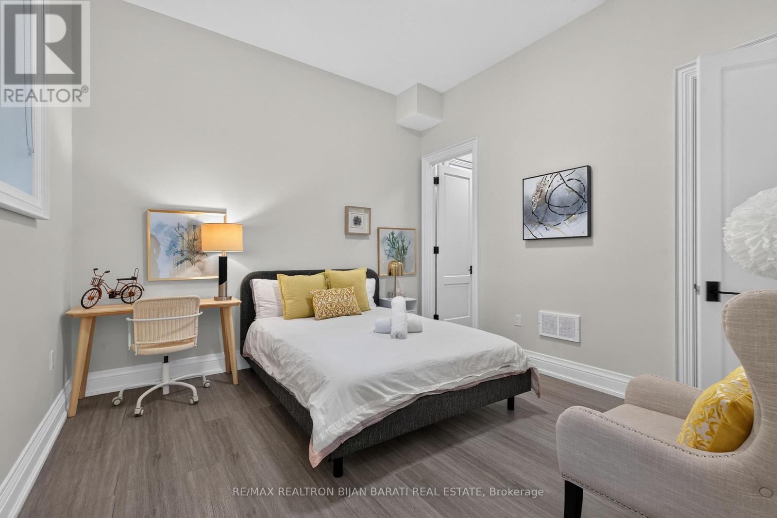 130 Pemberton Avenue Property Photo 43