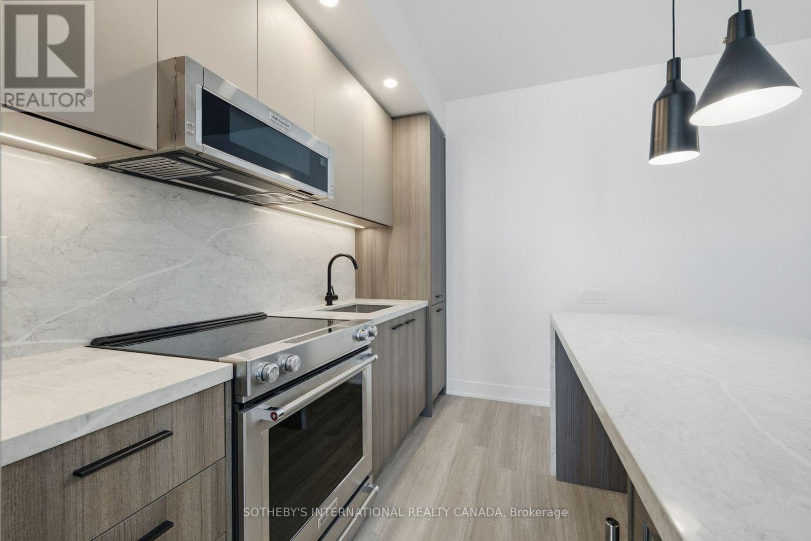 W2608 - 25 Dalhousie Street Property Photo 7
